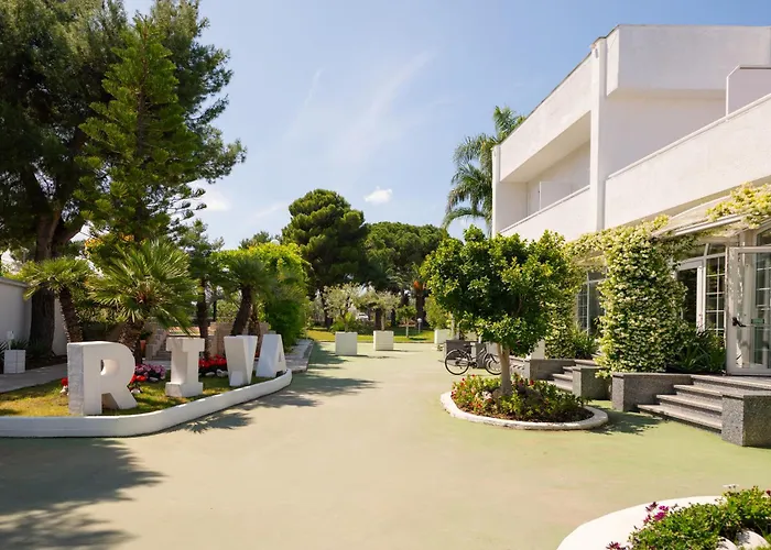 Hotel Riva Del Sole
